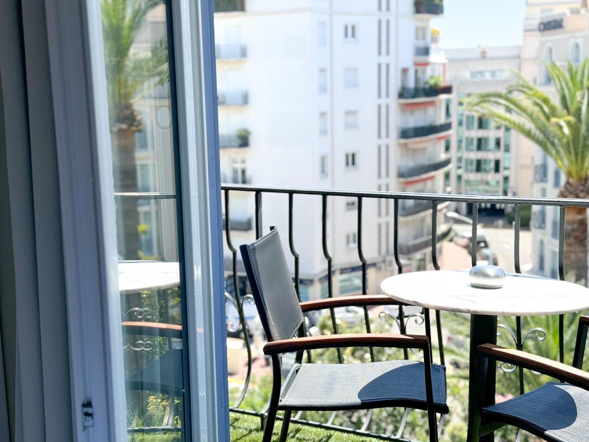 Hotel De Provence Cannes Bagian luar foto