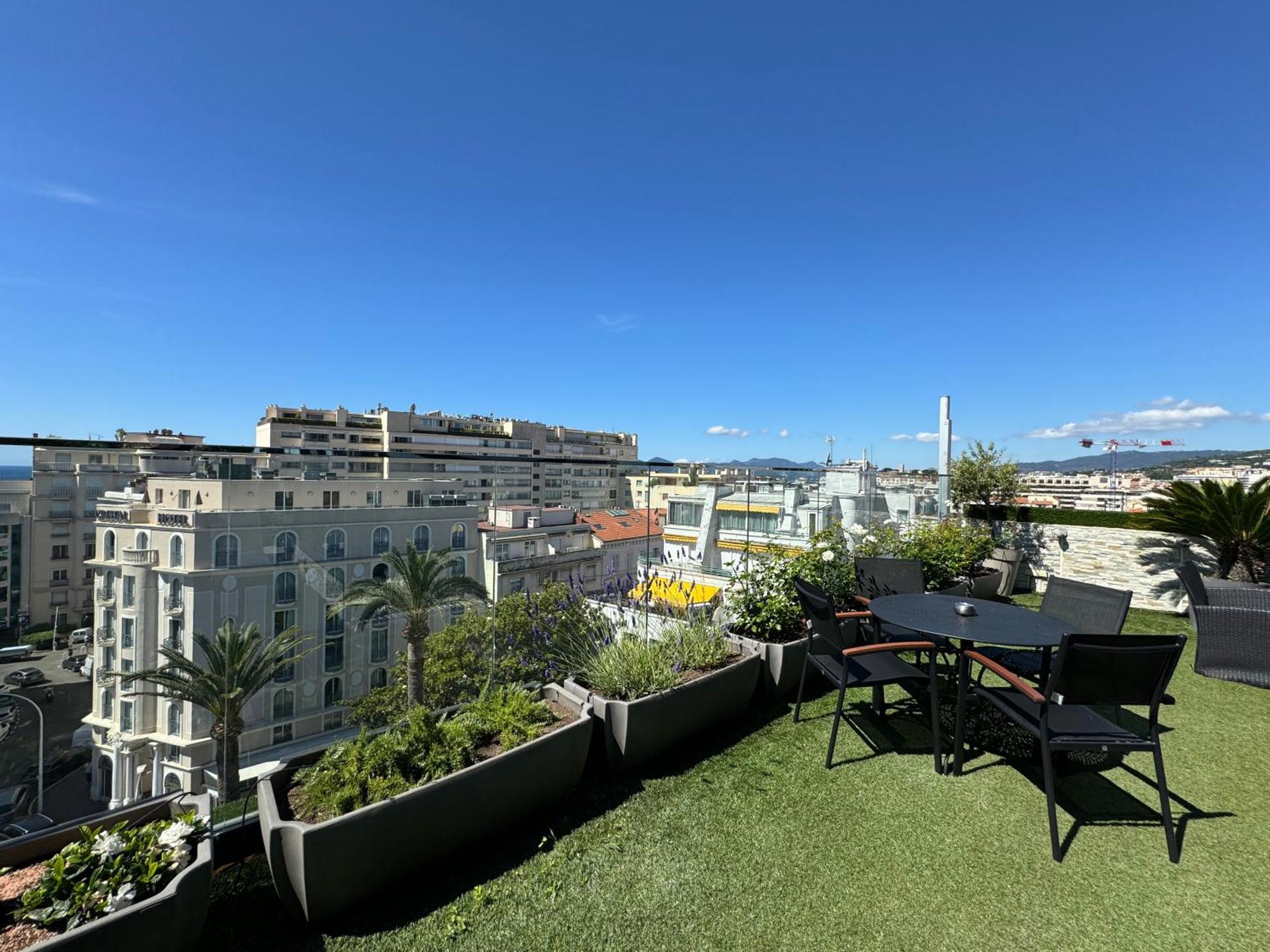 Hotel De Provence Cannes Bagian luar foto