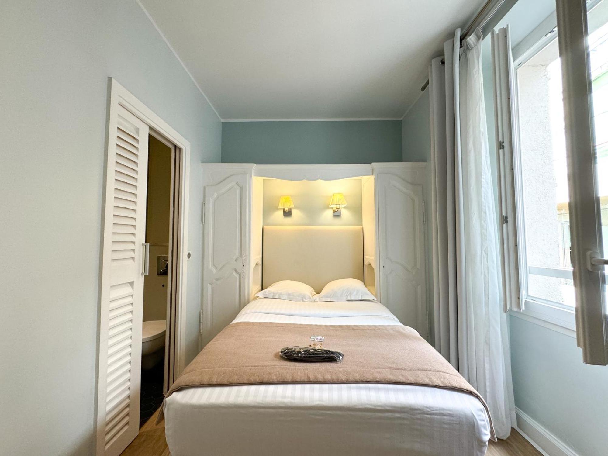 Hotel De Provence Cannes Bagian luar foto